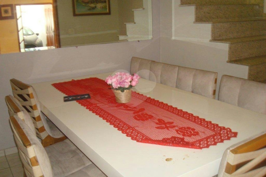 Sobrado à venda com 3 quartos, sendo 1 suíte,  em Santana, São Paulo, SP