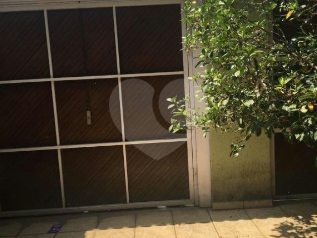 Sobrado à venda com 4 quartos, sendo 1 suíte,  em Tucuruvi, São Paulo, SP
