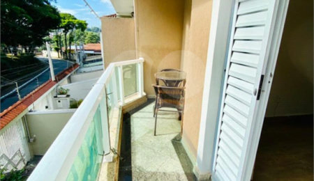 Sobrado à venda com 3 quartos, sendo 1 suíte,  em Tremembé, São Paulo, SP