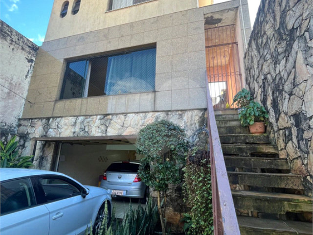 Sobrado à venda com 3 quartos, sendo 1 suíte,  em Vila Dom Pedro Ii, São Paulo, SP