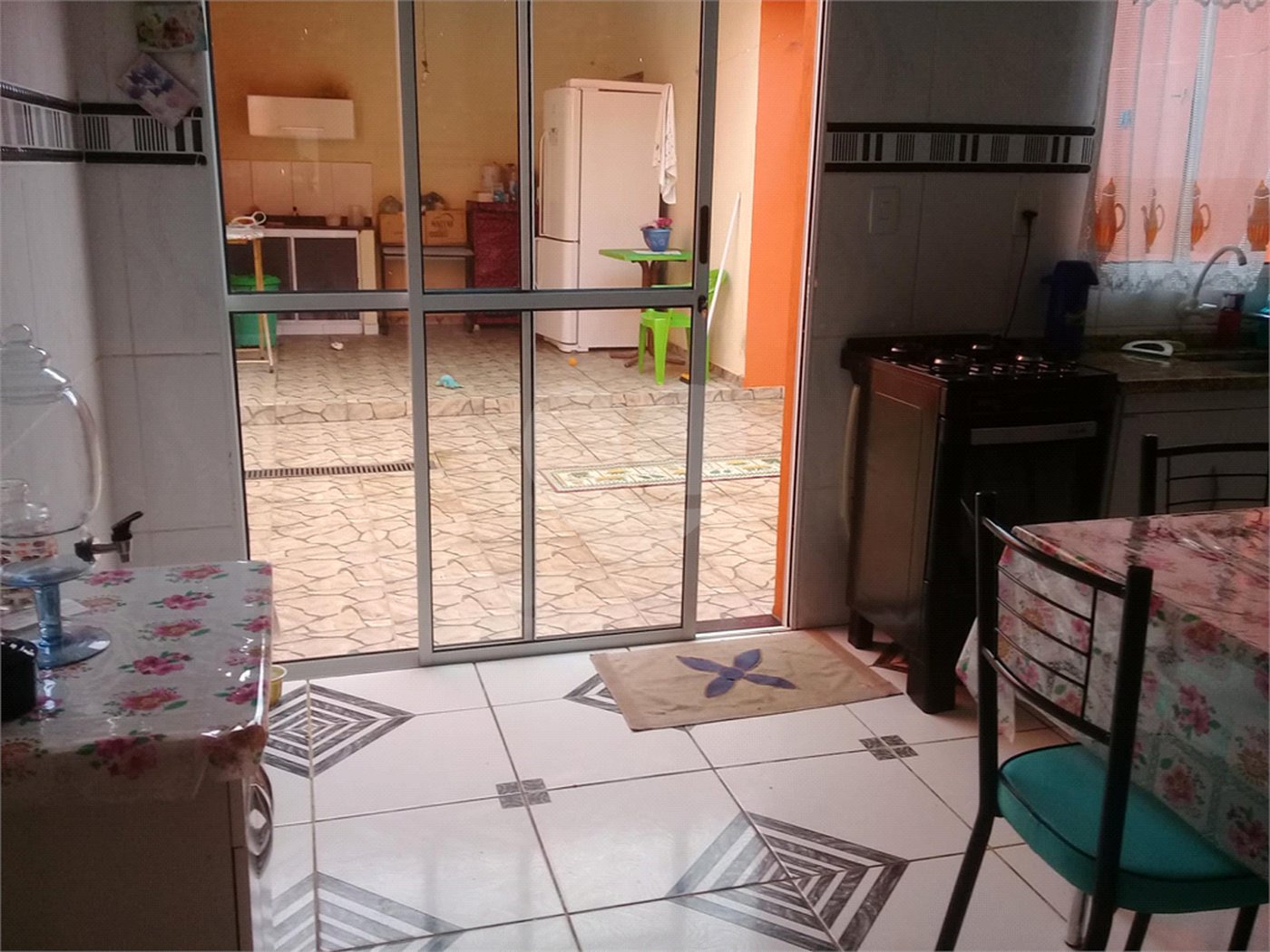 Sobrado à venda com 2 quartos, sendo 1 suíte, em Vila Barth, Itapetininga, SP