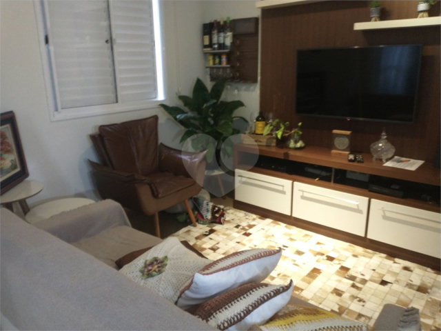 Apartamento à venda com 3 quartos, sendo 1 suíte,  em Vila Guilherme, São Paulo, SP