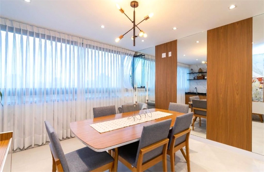 Apartamento à venda com 2 quartos, sendo 1 suíte,  em Santa Teresinha, São Paulo, SP
