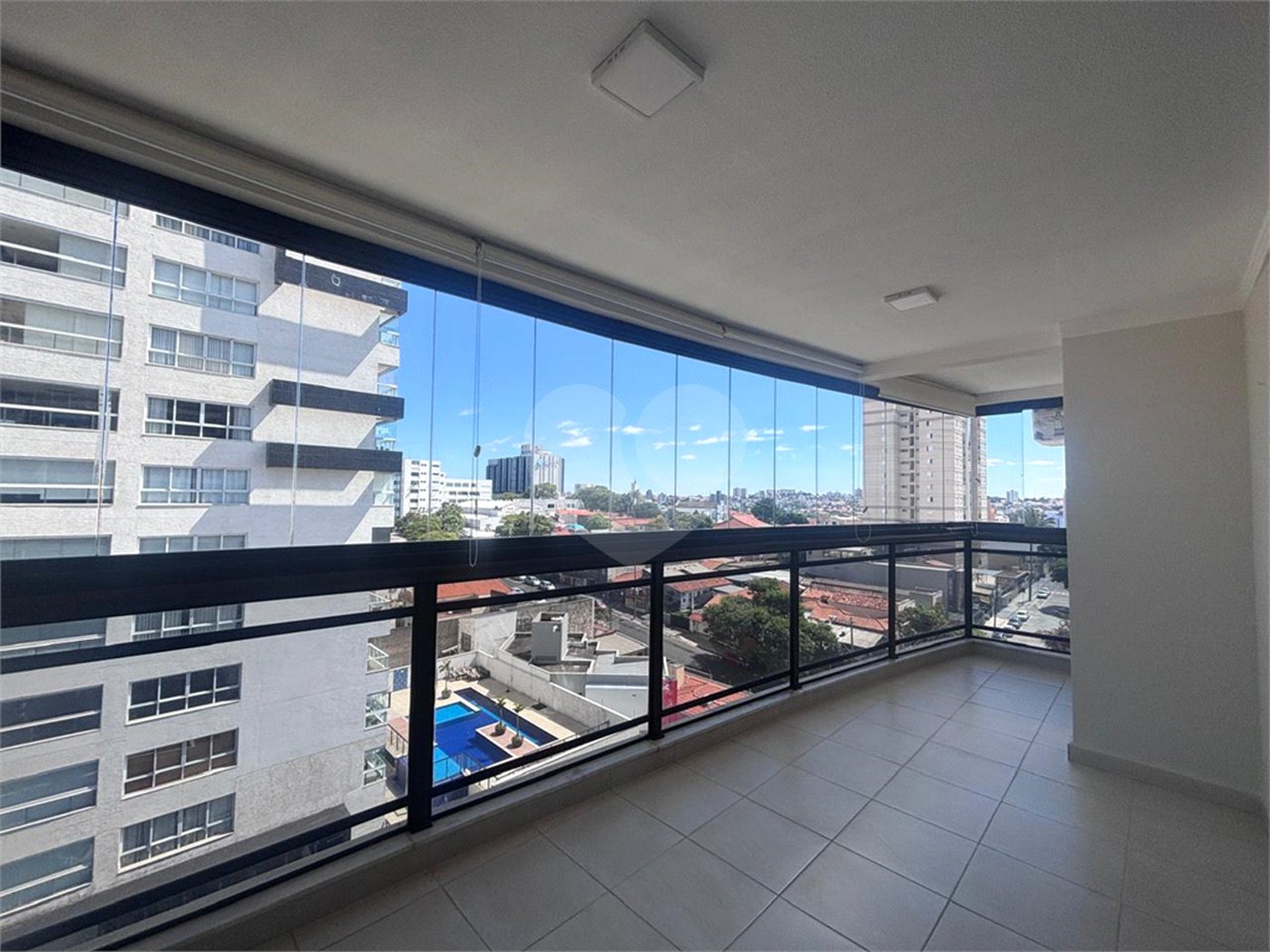 Apartamento à venda com 3 quartos, sendo 1 suíte,  em Vila Independência, Sorocaba, SP