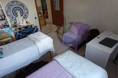 Casa Térrea à venda com 3 quartos em Horto Florestal, São Paulo, SP
