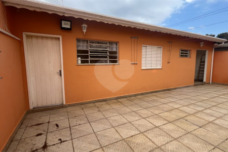 Sobrado à venda ou para alugar com 4 quartos, sendo 2 suítes, em Jardim Terceiro Centenário, Atibaia, SP