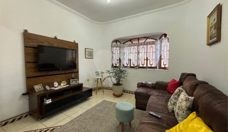 Casa à venda com 3 quartos, sendo 1 suíte,  em Vila Galvão, Guarulhos, SP