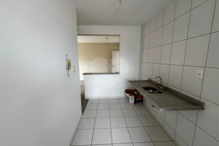 Apartamento à venda com 2 quartos em Guaraú, Salto, SP