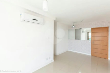 Apartamento à venda com 2 quartos, sendo 1 suíte,  em Rio Comprido, Rio de Janeiro, RJ