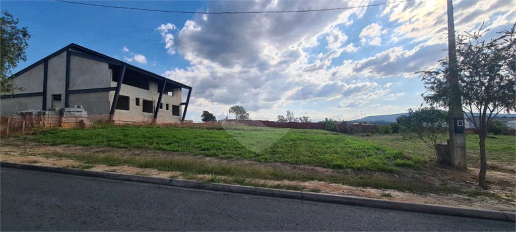 Terreno à venda no condomínio Village Ipanema 2, Araçoiaba da Serra - SP