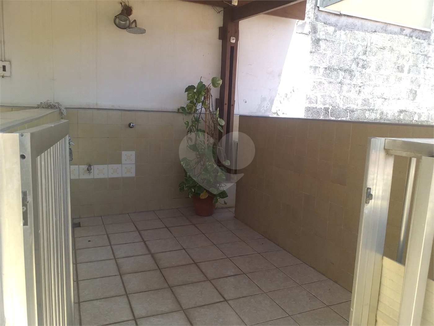 Casa à venda com 3 quartos, sendo 1 suíte, em Santo Amaro, São Paulo, SP
