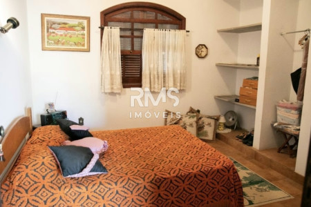 Chácara à venda com 4 quartos, sendo 1 suíte,  em Colinas do Mosteiro de Itaici, Indaiatuba, SP
