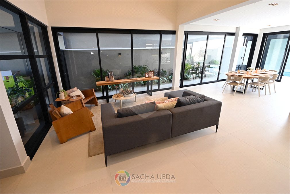 Casa à venda com 4 suítes no condomínio Residencial Dona Maria Candida, Indaiatuba - SP