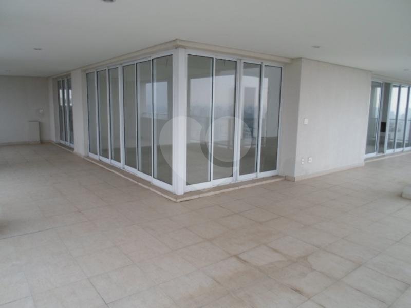 Apartamento à venda com 4 suítes em Campo Belo, São Paulo, SP