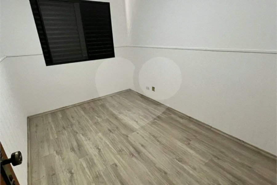 Casa à venda com 3 quartos, sendo 1 suíte, em Conjunto Residencial Vista Verde, São Paulo, SP