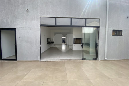 Casa à venda com 3 suítes em Jardim Estoril, Ponta Porã, MS