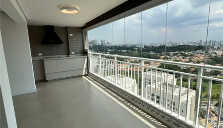 Apartamento à venda com 3 quartos, sendo 1 suíte, em Vila Anastácio, São Paulo, SP