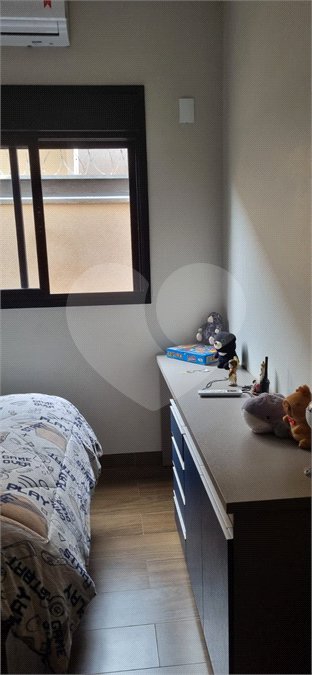 Casa à venda com 3 quartos, sendo 1 suíte, no condomínio Villas Mabel, Ribeirão Preto - SP