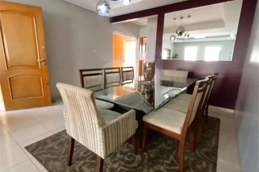 Sobrado à venda com 3 quartos, sendo 1 suíte, em Vila Pereira Barreto, São Paulo, SP