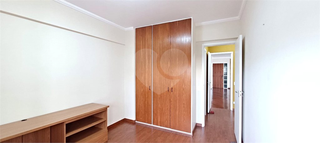 Apartamento à venda com 3 quartos, sendo 1 suíte,  em Lar São Paulo, São Paulo, SP