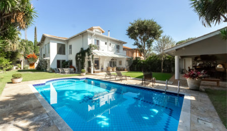 Casa de Vila à venda com 5 suítes em Jardim Hípico, São Paulo, SP