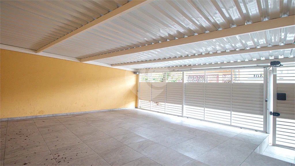 Sobrado à venda com 4 quartos, sendo 1 suíte,  em Jardim Peri Peri, São Paulo, SP