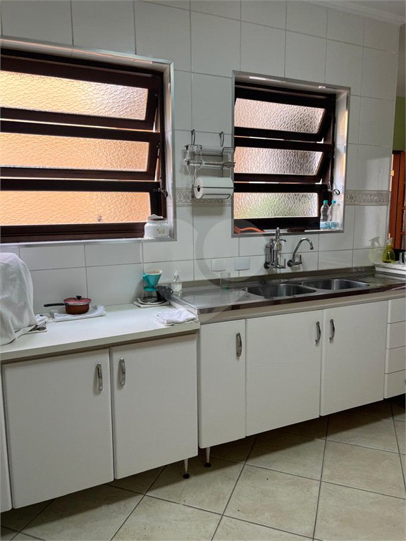 Casa à venda com 3 quartos, sendo 1 suíte, em Vila Mariana, São Paulo, SP