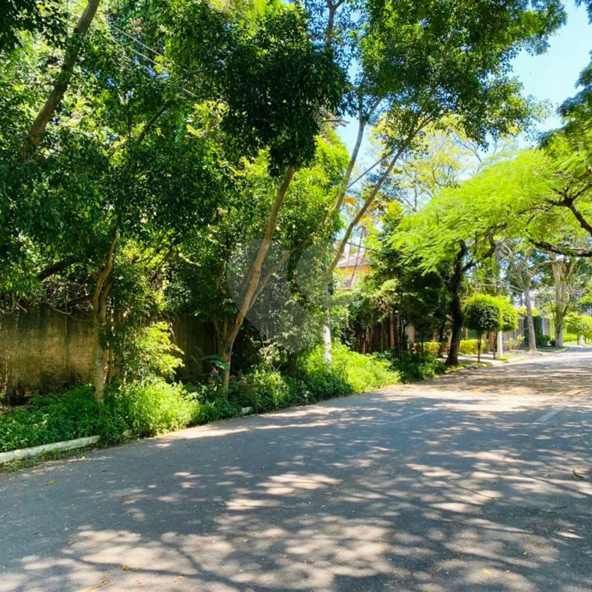 Terreno à venda em Interlagos, São Paulo, SP