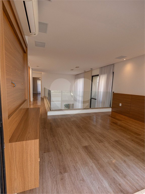 Terreno à venda com 4 suítes no condomínio Jardim Vila Paradiso, Indaiatuba - SP