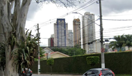 Terreno à venda no condomínio Jd Leonor, São Paulo - SP