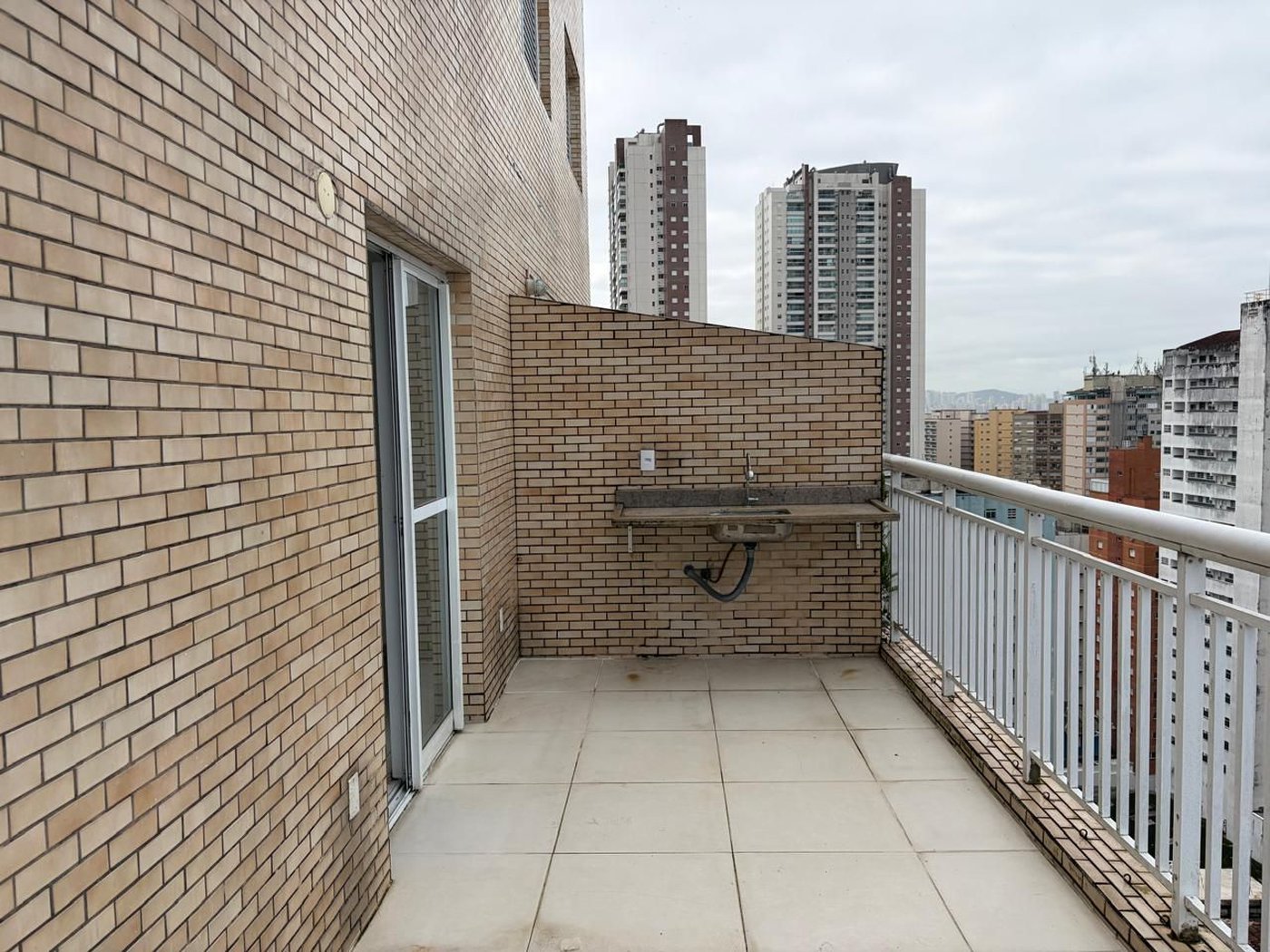 Cobertura com 2 dormitórios à venda, 98 m² por R$ 900.000,00 - José Menino - Santos/SP