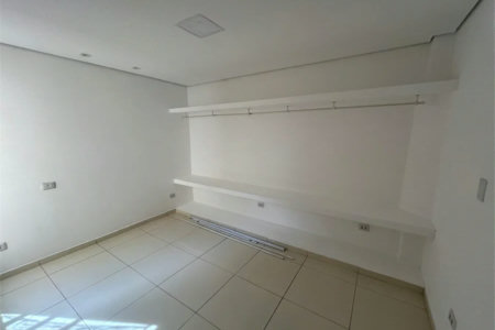 Casa de Vila para alugar com 4 suítes em Vila Romana, São Paulo, SP