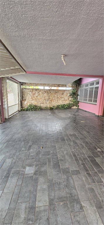 Casa à venda com 3 quartos, sendo 1 suíte, em Lar São Paulo, São Paulo, SP