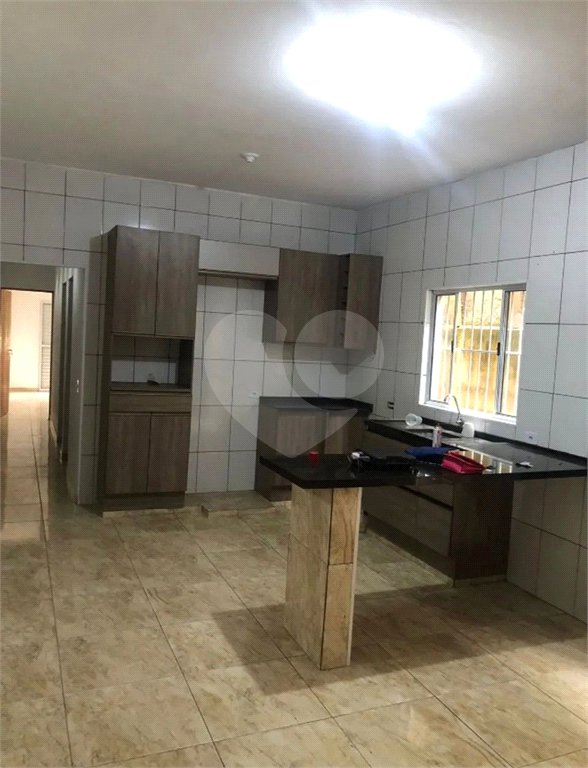 Casa à venda com 2 quartos em Caputera, Cotia, SP