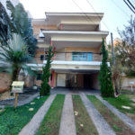 Casa à venda com 3 quartos, sendo 1 suíte, no condomínio Village Saint Clair, Sorocaba - SP