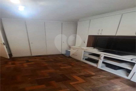 Apartamento à venda com 3 quartos, sendo 1 suíte, em Pinheiros, São Paulo, SP