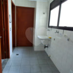 Apartamento para alugar com 3 quartos, sendo 1 suíte, em Brooklin, São Paulo, SP