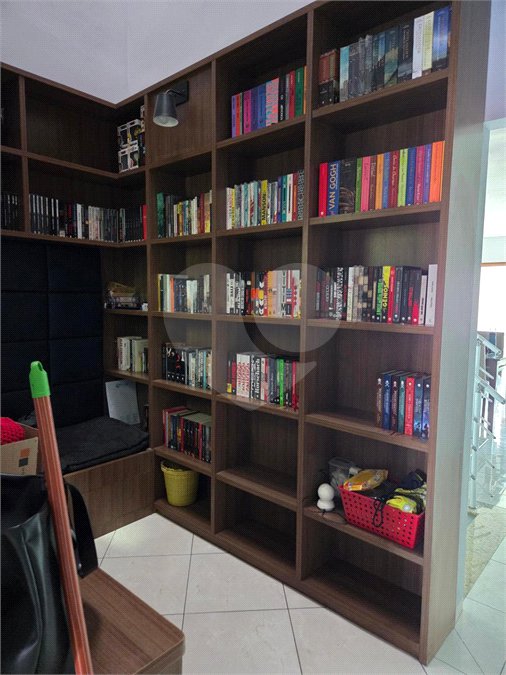 Sobrado à venda com 3 quartos, sendo 1 suíte, em Vila Gustavo, São Paulo, SP