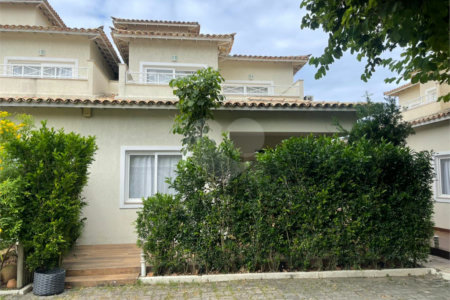 Casa em condomínio à venda com 4 quartos, sendo 2 suítes, em Geribá, Armação dos Búzios, RJ