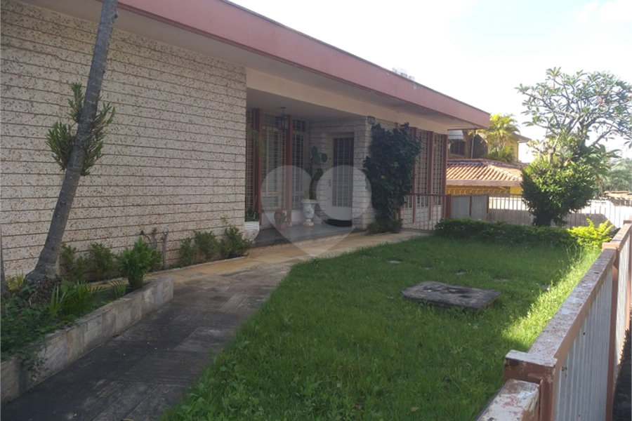 Casa à venda com 4 quartos, sendo 1 suíte, em Vila Galvão, Guarulhos, SP