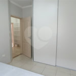 Casa à venda com 4 quartos, sendo 3 suítes, no condomínio Vila Inglesa, Sorocaba - SP