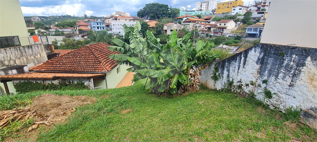 Casa à venda com 3 quartos no Centro, Mairiporã, SP