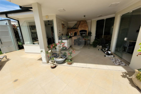 Casa à venda com 3 suítes em Chácara Areal, Indaiatuba, SP