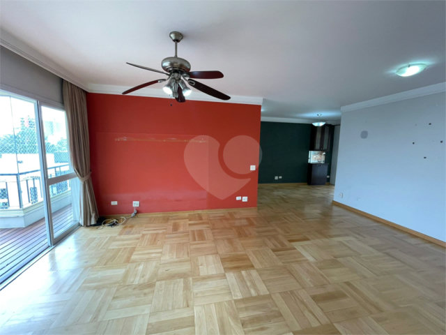 Apartamento à venda ou para alugar com 3 suítes em Morumbi, São Paulo, SP