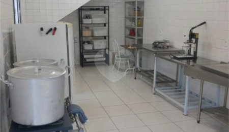 Salão à venda em Jardim Três Marias, Salto, SP