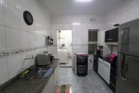 Casa Térrea à venda com 3 quartos em Jardim Santa Bárbara, Sorocaba, SP