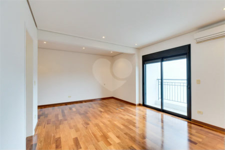 Apartamento à venda ou para alugar com 4 suítes em Alto da Boa Vista, São Paulo, SP
