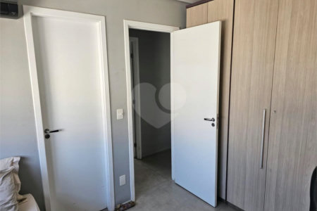 Apartamento à venda com 2 suítes em Vila Andrade, São Paulo, SP