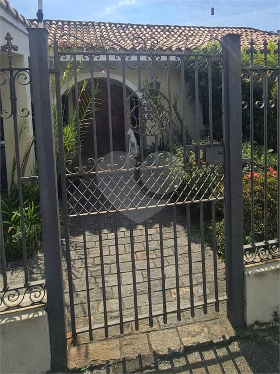 Casa à venda com 4 quartos, sendo 2 suítes,  no condomínio Comendador Elias Jafet, São Paulo - SP