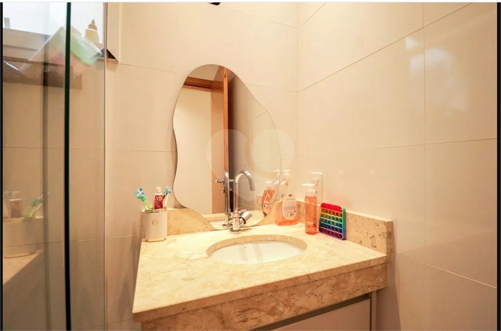 Casa à venda com 3 quartos, sendo 1 suíte, no condomínio Smile View, São Paulo - SP